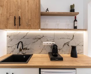 Cactus Suite: Seafront escape in Agia Anna Naxos