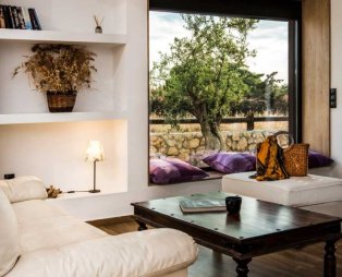 Olivo Mare: Escape with Kyparissias sunset as a backdrop