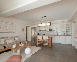 Paralia Luxury Suites: Luxury accommodation in Agios Stefanos Corfu