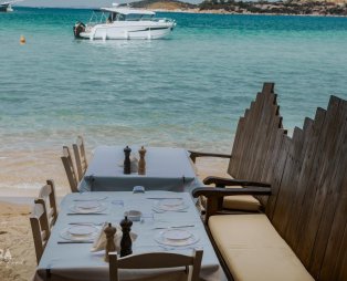 Avra By the Sea: Seafood flavors by the waves in Sithonia Halkidiki