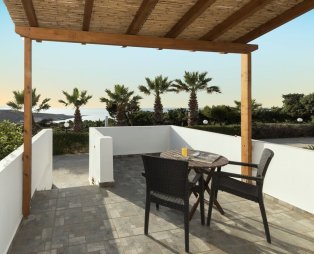Galini Hotel: Cycladic hospitality in Agia Irini on Milos