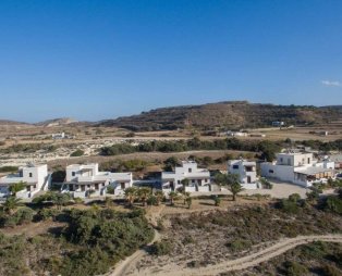 Galini Hotel: Cycladic hospitality in Agia Irini on Milos