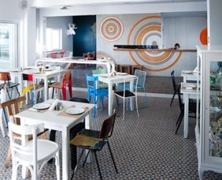 Αυτά είναι τα 16 κορυφαία ευρωπαϊκά ξενοδοχεία… μπροστά στο κύμα! Στη λίστα και τρία ελληνικά (pics)