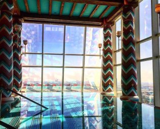 «Dubai’s Burj Al Arab»: Το πιο δημοφιλές ξενοδοχείο στα social media (pics)