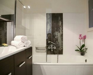 Αυξάνεται η μόδα του Airbnb στην Ελλάδα: Ο Πάνος, ο Στάθης και ο Φώτης μας απαντούν σε όλες μας τις απορίες (pics)