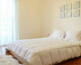 Αυξάνεται η μόδα του Airbnb στην Ελλάδα: Ο Πάνος, ο Στάθης και ο Φώτης μας απαντούν σε όλες μας τις απορίες (pics)