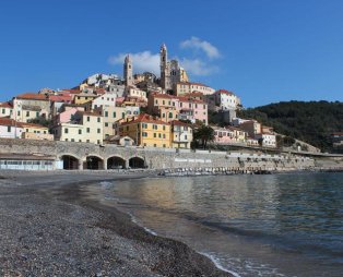 Τρεις ελληνικές παραλίες στις λίστα με τις ιδανικότερες παραλίες της Ευρώπης για τον Μάιο (pics)