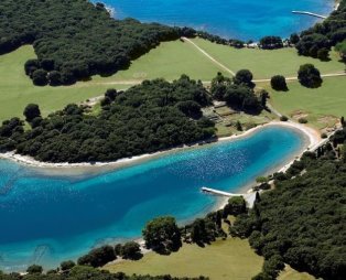 Τρεις ελληνικές παραλίες στις λίστα με τις ιδανικότερες παραλίες της Ευρώπης για τον Μάιο (pics)