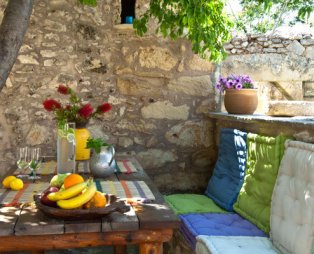 «Critamo Cottage»: Ένα σπίτι 300 ετών μεταμορφώνεται σε κατάλυμα των ονείρων σας (pics)