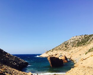 Μπρος γκρεμός και πίσω... Αμοργός (pics)