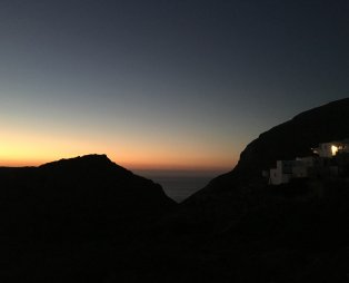 Μπρος γκρεμός και πίσω... Αμοργός (pics)