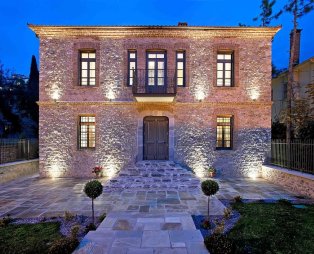 Καστοριά: Βόλτες στη λίμνη, σε γειτονιές με αρχοντικά και γουναράδικα (pics)