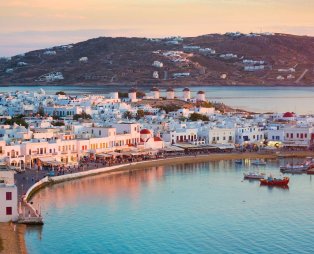 «Kαλύτερα στον κόσμο» τα ελληνικά νησιά σύμφωνα με το Conde Nast Traveller (pics)