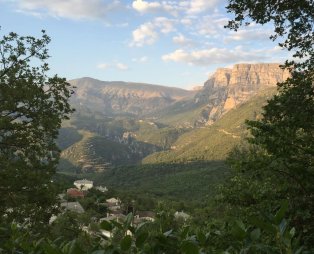Το «Aristi Mountain Resort & Villas» κερδίζει το παγκόσμιο ενδιαφέρον (pics)