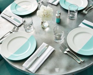To «πρόγευμα στο Tiffany’s» γίνεται πλέον πραγματικότητα (pics)