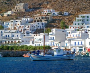 Η Daily Mail αποθεώνει τη Σίφνο (pics)