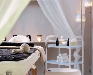 Kythnos Bay Hotel