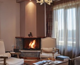 Nefeles Luxury Residences & Lounge