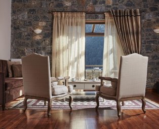 Nefeles Luxury Residences & Lounge