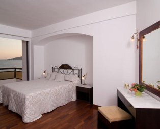 Limira Mare Hotel