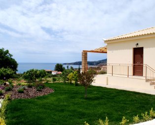 Takis Bizos - Apartments