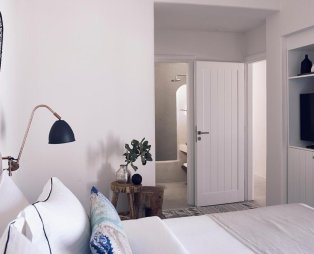 Santo Maris Oia Luxury Suites & Spa