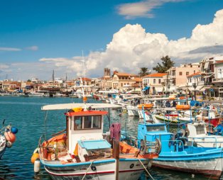 Αίγινα, η αιώνια αγαπημένη των Αθηναίων
