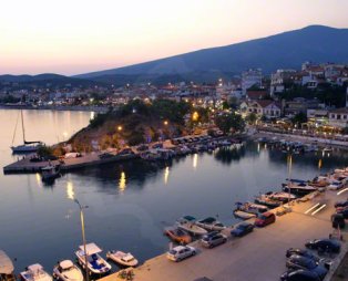 Θάσος: «Χαθείτε» σε ονειρεμένες γωνιές και παραλίες