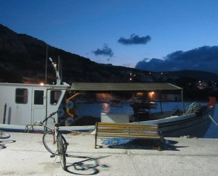 Ηρακλειά: Νησί για χαλάρωση, με χρυσές παραλίες