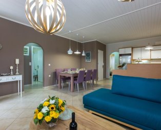 Villas Lefkothea