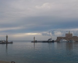 Ρόδος: Διακοπές στο νησί των Ιπποτών