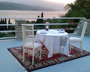 Scorpios Hotel & Suites