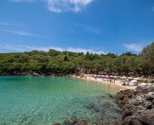 7+1 εντυπωσιακές παραλίες στη Θεσπρωτία