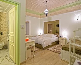 Orologopoulos Mansion Luxury Hotel