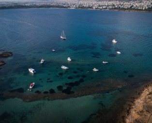 Υδρούσα: Ένα γραφικό νησάκι… στην Αττική