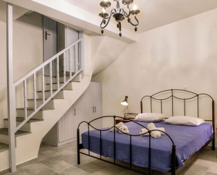 Κατοικίες Αμφιτρίτη: Διαμονή «σαν στο σπίτι σας» στη Σκύρο