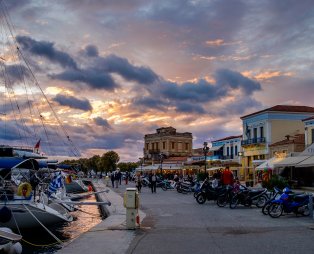 Πέντε νησιά για αποδράσεις του σαββατοκύριακου
