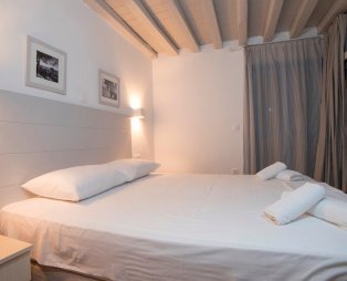 Almyra Guesthouses: Για αξέχαστες οικογενειακές διακοπές στη Σκύρο