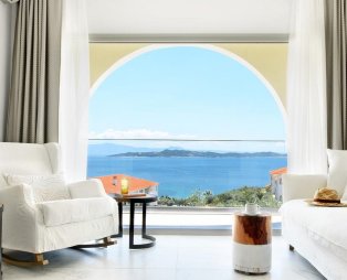 Akrathos Beach Hotel: Οι καλοκαιρινές διακοπές που ονειρεύεστε