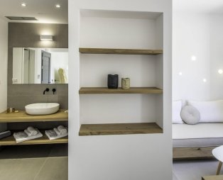 Oro Luxury Suites: Ζήστε την πολυτέλεια στη Σύρο