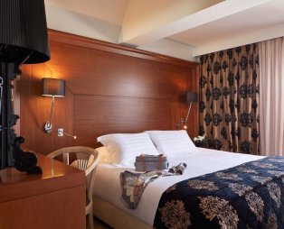Aressana Spa Hotel & Suites