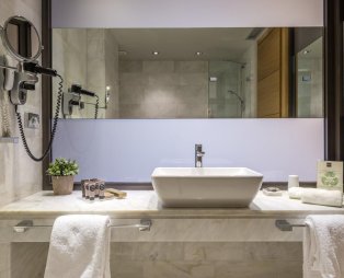 Esperos Palace Luxury & Spa Hotel