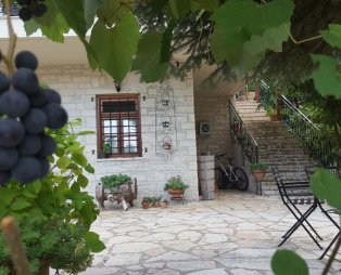 Traditional Guesthouse Marousio