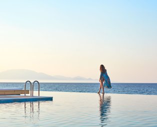 Ένα ελληνικό Ξενοδοχείο υποψήφιο για Leading New Resort του κόσμου (pics)