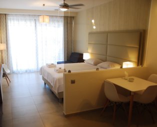 Samothraki Beach Apartments & Suites Hotel