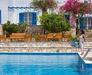 Drios Paros Luxury Hotel