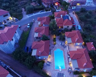 Finikes Apartments