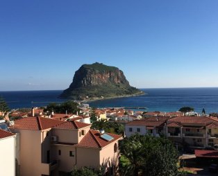 Monemvasia Green Apartments