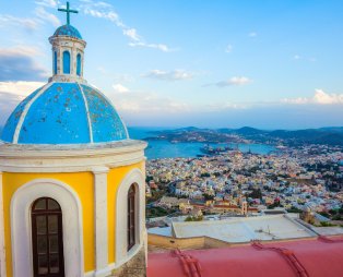Travel+Leisure: Αυτό το ελληνικό νησί είναι ο απόλυτος προορισμός για το φετινό καλοκαίρι