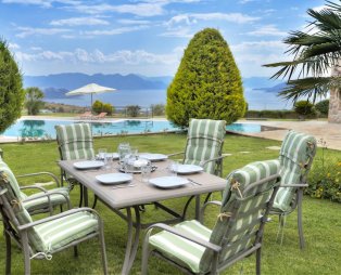 Marini Luxury Apartments and Suites